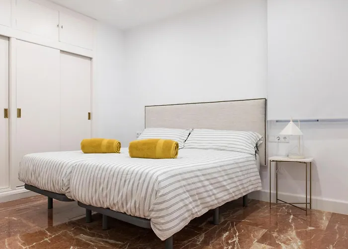 La Bodega Con Parking Gratis