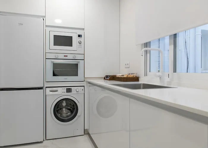 La Bodega Con Parking Gratis