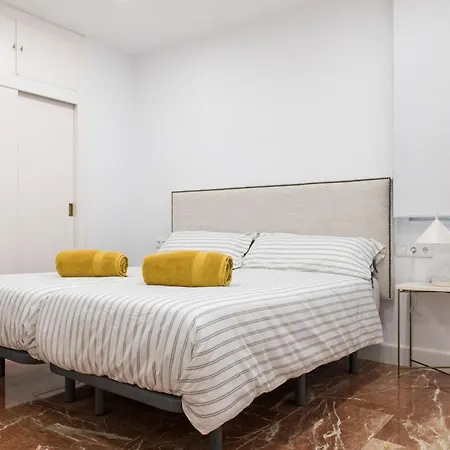 La Bodega Con Parking Gratis