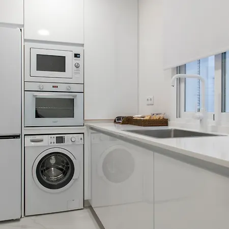 La Bodega Con Parking Gratis